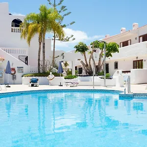 https://los-cristianos-loft-portroyal-heated-pool-wifi-terrace.tenerifehoteles.net